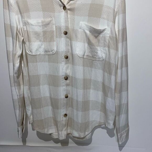 C&C California Women's Tan White Plaid Long Sleeve Button Up Shirt Medium NWT - Picture 3 of 10